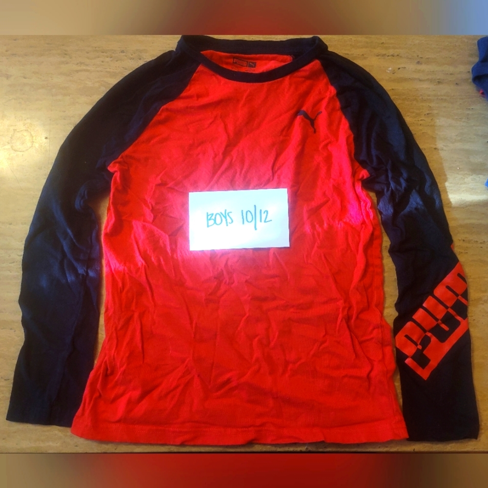 Puma boys size medium long-sleeved tee
